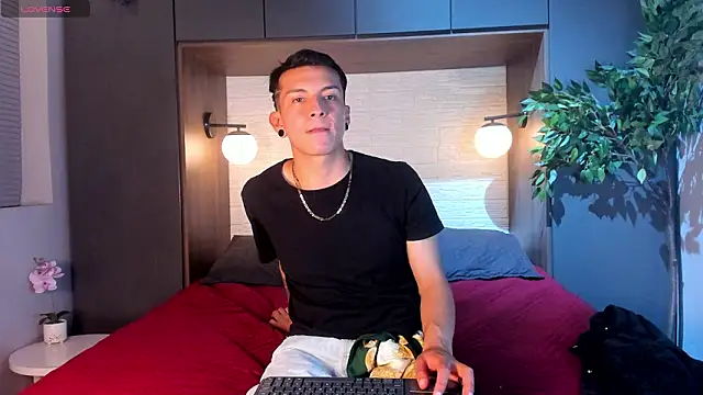 Juanse Colling online show from March 13, 2026, 8:14 pm