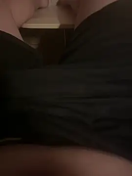 hottlaerr online show from March 8, 2026, 8:01 pm