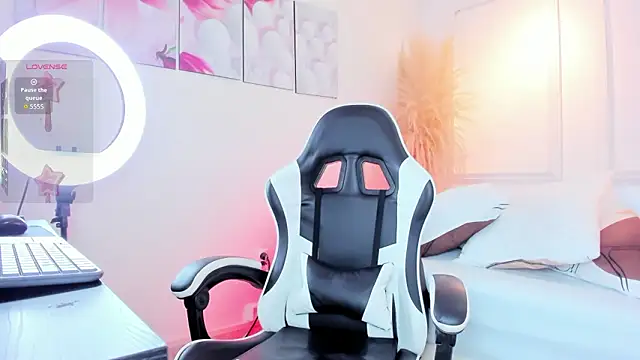 Snapshot of Tommy_valverde chatting on March 25, 2026, 7:13 pm Tommy valverde online show from March 25, 2026, 7:13 pm