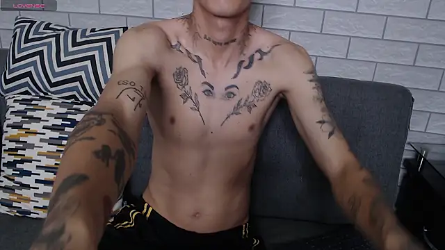 Snapshot of Tommy_valverde chatting on March 10, 2026, 7:18 pm Tommy valverde online show from March 10, 2026, 7:18 pm