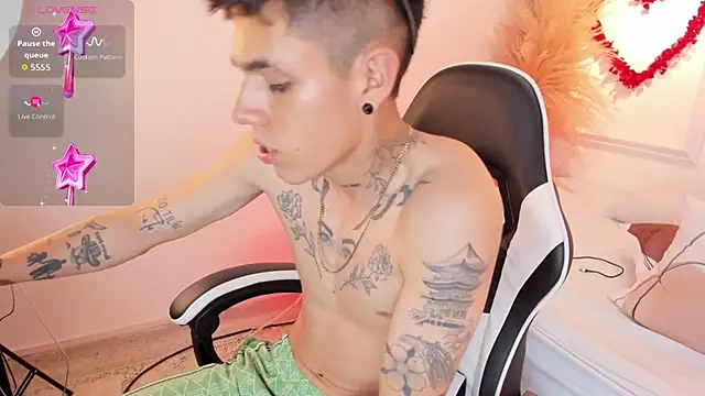 Snapshot of Tommy_valverde chatting on March 8, 2026, 2:04 am Tommy valverde online show from March 8, 2026, 2:04 am