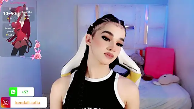 Sophiaa doll  online show from March 31, 2026, 3:19 am