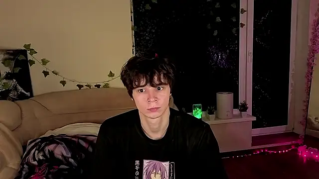 AnthonyCuutie online show from March 25, 2026, 8:08 pm