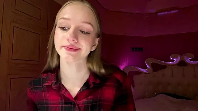 Snapshot of Anika_Socutehe chatting on March 6, 2026, 7:42 pm Anika Socutehe online show from March 6, 2026, 7:42 pm