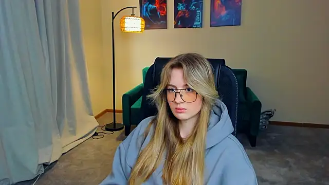 Snapshot of DortheaHupy chatting on February 28, 2026, 7:08 am DortheaHupy online show from February 28, 2026, 7:08 am