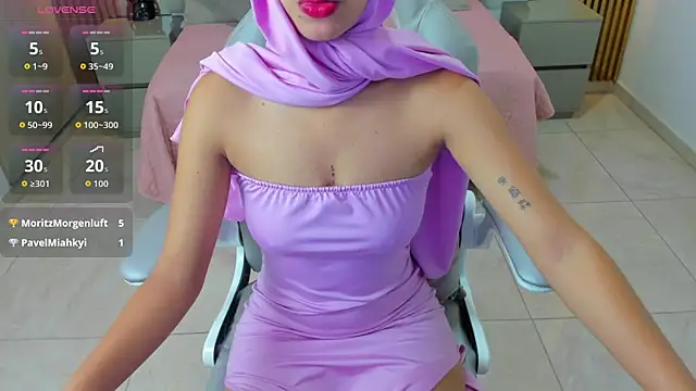 Snapshot of Hanna_irfan chatting on March 11, 2026, 12:54 pm Hanna irfan online show from March 11, 2026, 12:54 pm