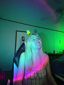 Rainsworld420 online show from April 5, 2026, 7:53 pm