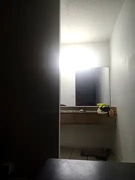 Snapshot of VelvetRae chatting on April 15, 2026, 11:05 am VelvetRae online show from April 15, 2026, 11:05 am