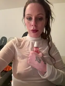 Snapshot of Maddie666 chatting on March 2, 2026, 4:13 am Maddie666 online show from March 2, 2026, 4:13 am