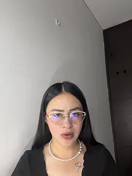 Anni Rose online show from March 5, 2026, 9:06 am