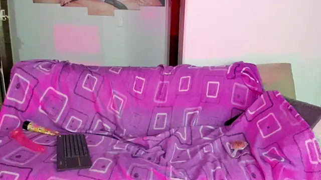 Charlotte Melody online show from March 3, 2026, 12:01 pm