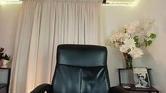 Andrejoness online show from June 18, 2026, 12:09 am