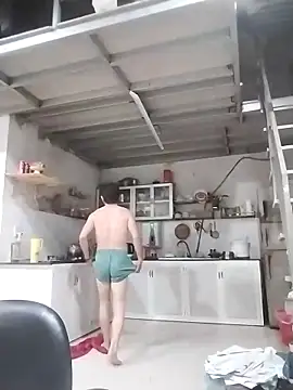 traiwe06 online show from March 5, 2026, 9:50 am