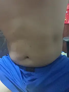 hoang15075 online show from June 2, 2026, 11:05 pm