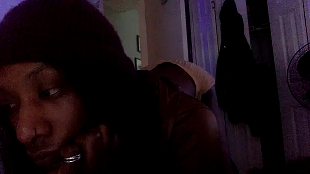 Kyzse Splash-er online show from February 28, 2026, 4:06 pm