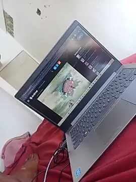 Snapshot of tallneck chatting on April 10, 2026, 6:04 pm tallneck online show from April 10, 2026, 6:04 pm