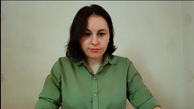 Inessa beauty online show from April 15, 2026, 8:09 am