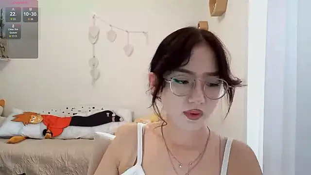 Snapshot of SolvedGlobe chatting on July 21, 2026, 1:12 pm SolvedGlobe online show from July 21, 2026, 1:12 pm