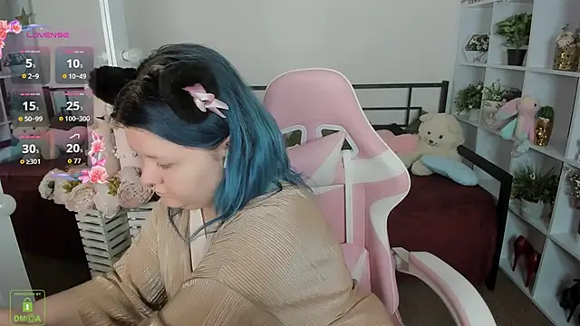 Lunaar  online show from April 11, 2026, 6:32 am