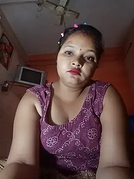 Snapshot of priti_25 chatting on May 26, 2026, 6:11 am priti 25 online show from May 26, 2026, 6:11 am