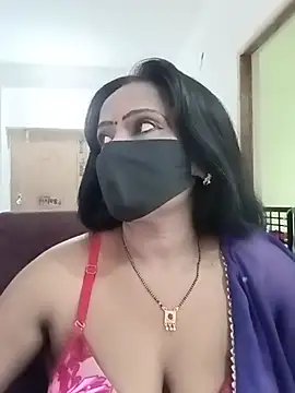 misti-boudii online show from July 16, 2026, 3:36 am