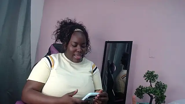 sophie blake1 online show from March 27, 2026, 7:59 pm