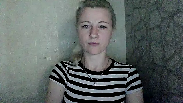 Katerina-Kissa online show from May 9, 2026, 6:22 pm