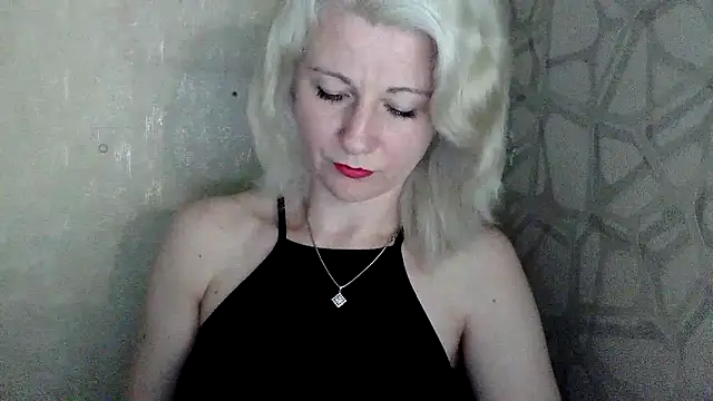 Katerina-Kissa online show from May 23, 2026, 6:51 pm