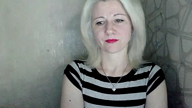 Katerina-Kissa online show from May 29, 2026, 6:47 pm