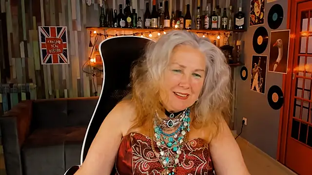 LilaMaharani online show from July 18, 2026, 1:52 pm