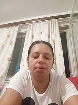 roxana e43 online show from July 21, 2026, 9:05 pm