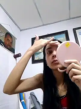 Snapshot of BiancaRoyale chatting on March 7, 2026, 12:06 am BiancaRoyale online show from March 7, 2026, 12:06 am