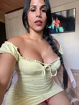 Snapshot of Maracuchitam chatting on June 20, 2026, 2:00 pm Maracuchitam online show from June 20, 2026, 2:00 pm