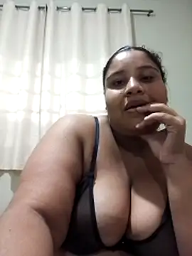 gordinhafogosaa online show from May 8, 2026, 11:36 am