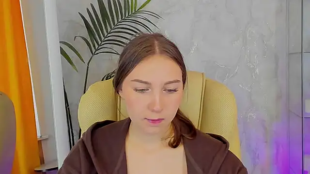 OliviaLang online show from March 12, 2026, 11:14 am