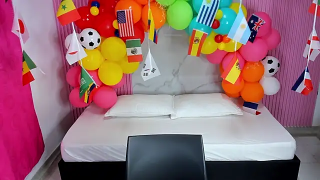 Mily17  online show from July 13, 2026, 11:09 am
