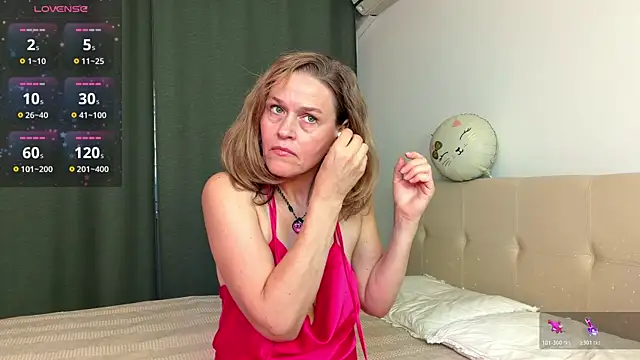 Lizacams online show from July 9, 2026, 4:50 pm