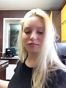 Glowing Jessica online show from March 4, 2026, 4:26 pm