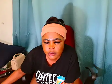 Snapshot of SpicyKittyxxx chatting on March 18, 2026, 7:37 pm SpicyKittyxxx online show from March 18, 2026, 7:37 pm