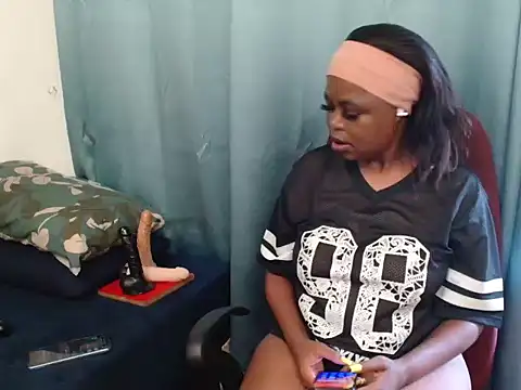 Snapshot of SpicyKittyxxx chatting on March 2, 2026, 12:01 pm SpicyKittyxxx online show from March 2, 2026, 12:01 pm