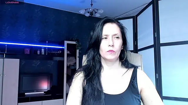 Lucky Milf online show from July 6, 2026, 5:04 pm