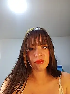 latinaArdien16 online show from August 4, 2026, 8:24 pm