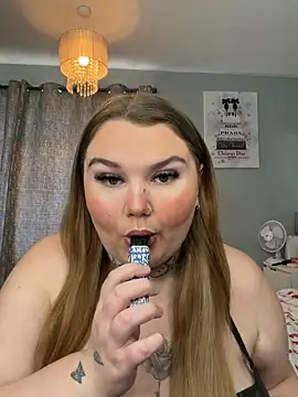 BeeMay22 online show from April 12, 2026, 3:48 pm