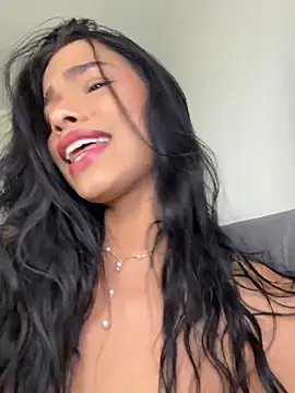 Snapshot of Bella_Smithe chatting on June 18, 2026, 4:34 pm Bella Smithe online show from June 18, 2026, 4:34 pm