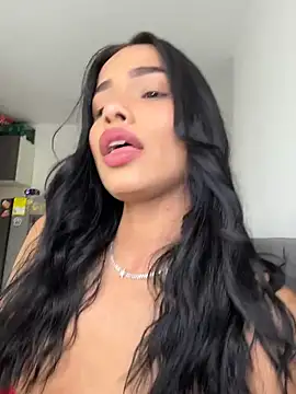 Snapshot of Bella_Smithe chatting on June 26, 2026, 4:13 pm Bella Smithe online show from June 26, 2026, 4:13 pm