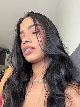 Snapshot of Bella_Smithe chatting on July 4, 2026, 4:55 pm Bella Smithe online show from July 4, 2026, 4:55 pm