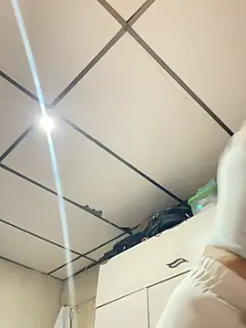 stefanyqueen69 online show from March 24, 2026, 4:18 pm