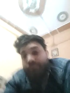 Snapshot of areee214 chatting on March 4, 2026, 7:05 am areee214 online show from March 4, 2026, 7:05 am