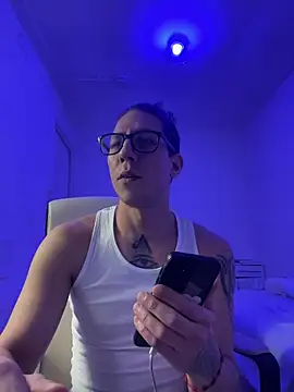 TitanNoir online show from March 13, 2026, 11:32 pm