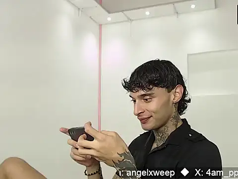 Snapshot of yourxcyberxangel chatting on March 22, 2026, 2:15 am yourxcyberxangel online show from March 22, 2026, 2:15 am